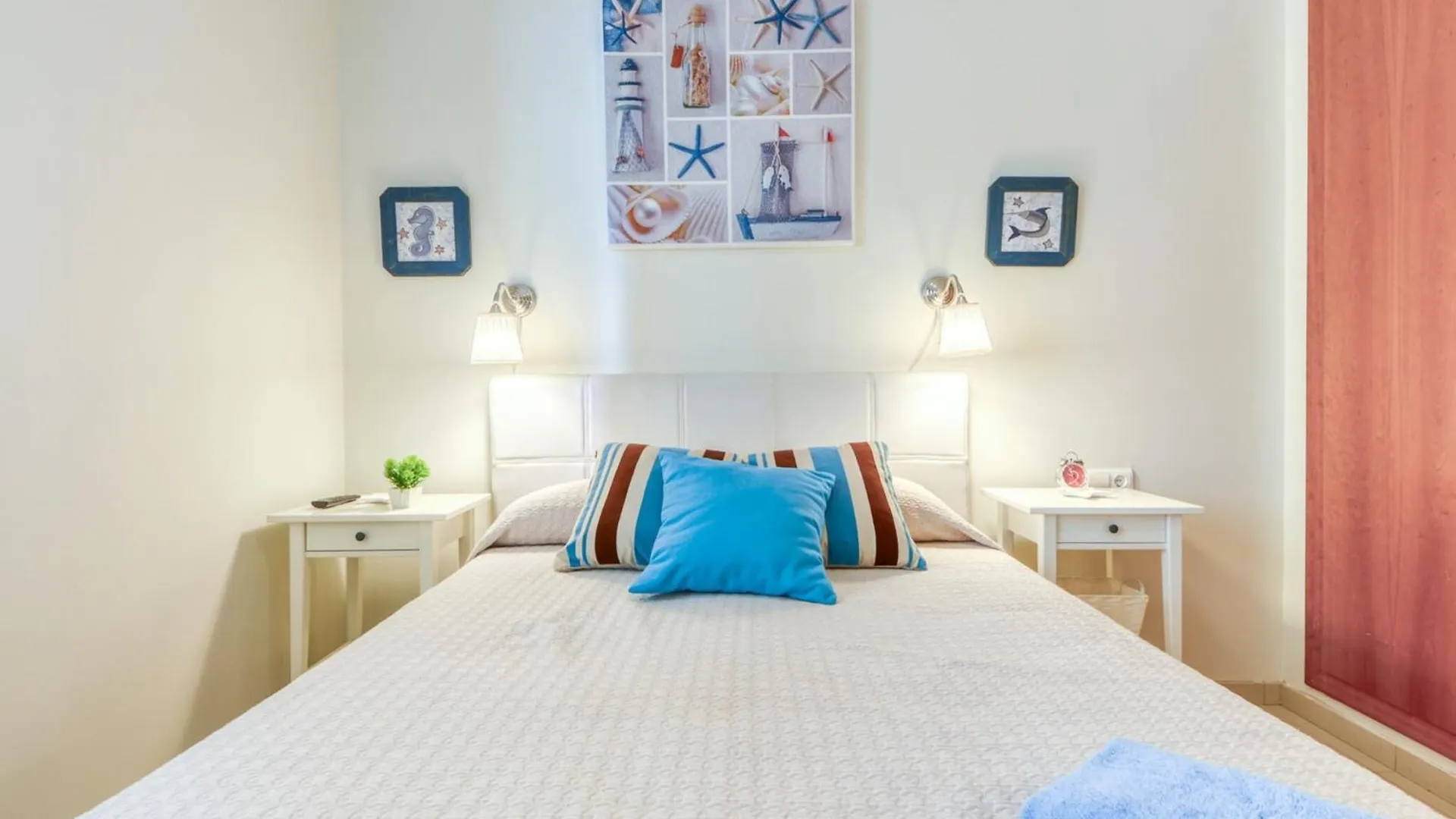 Cozy Apartment With Furniture Ρόζες
